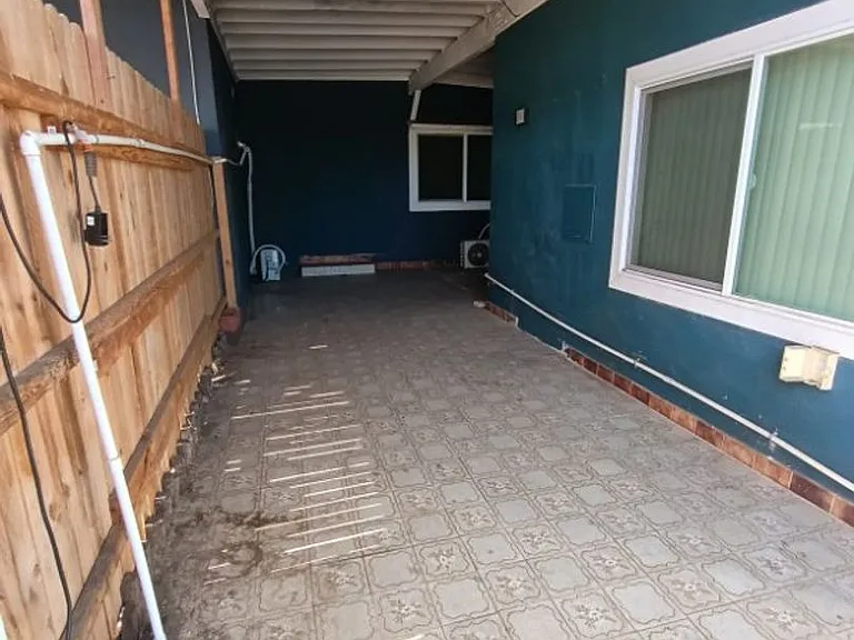 Upgraded 1 bedroom/1 bath in Beaumont! — Photo 3
