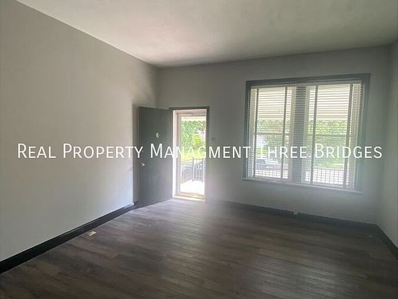 3rd image of 2717 January Ave