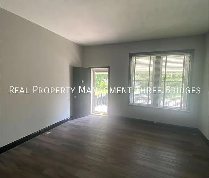 2717 January Ave — Photo 3