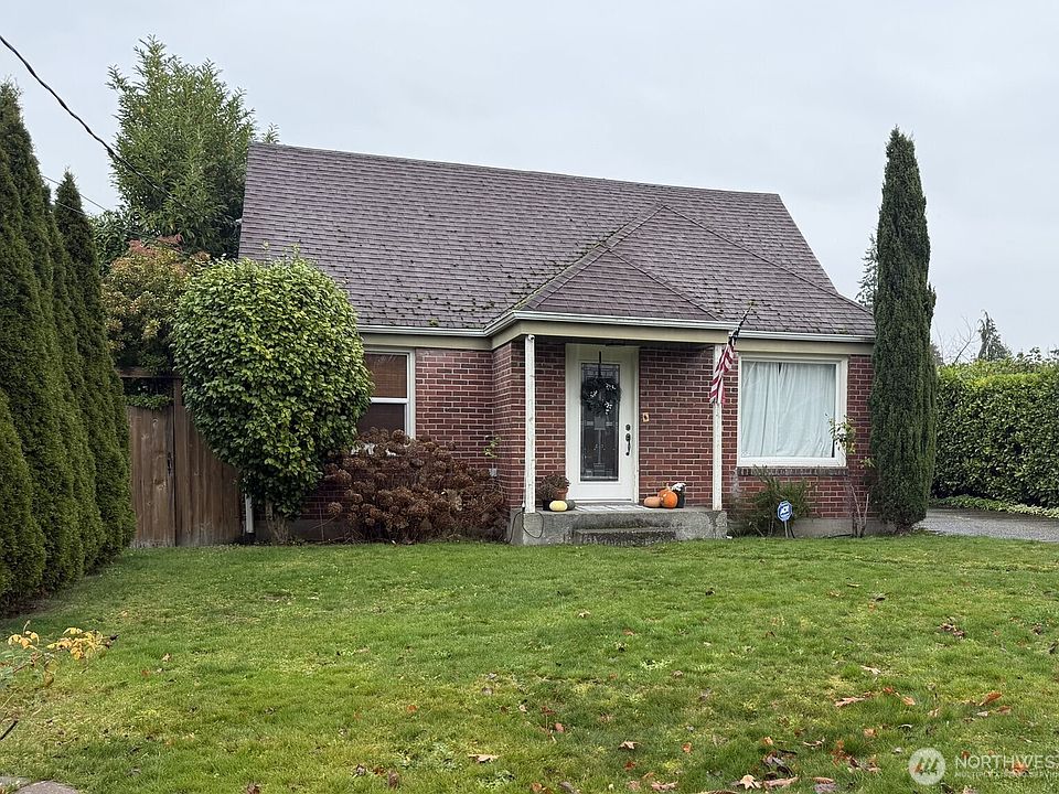 1st image of 2335 Mountain View Avenue W