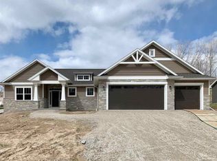 2491 Remington Rd, Green Bay, WI 54302