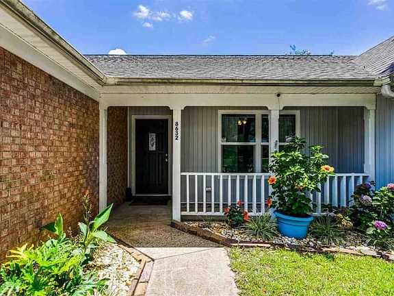 4th image of 8632 Westview Ln