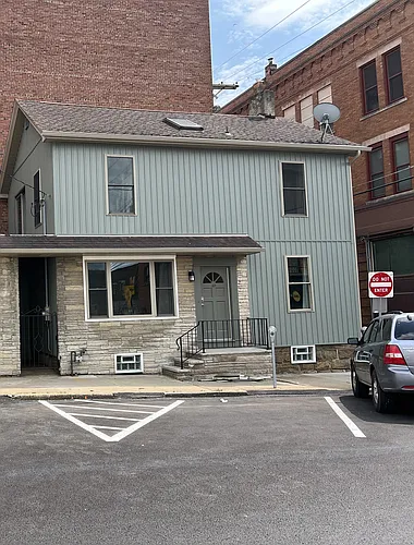 117 W New Castle St Photo 1