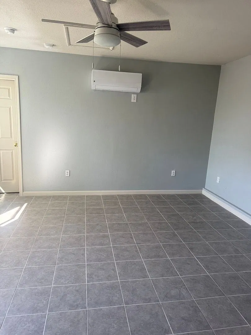 Charming 2BR House in Modesto — Photo 4