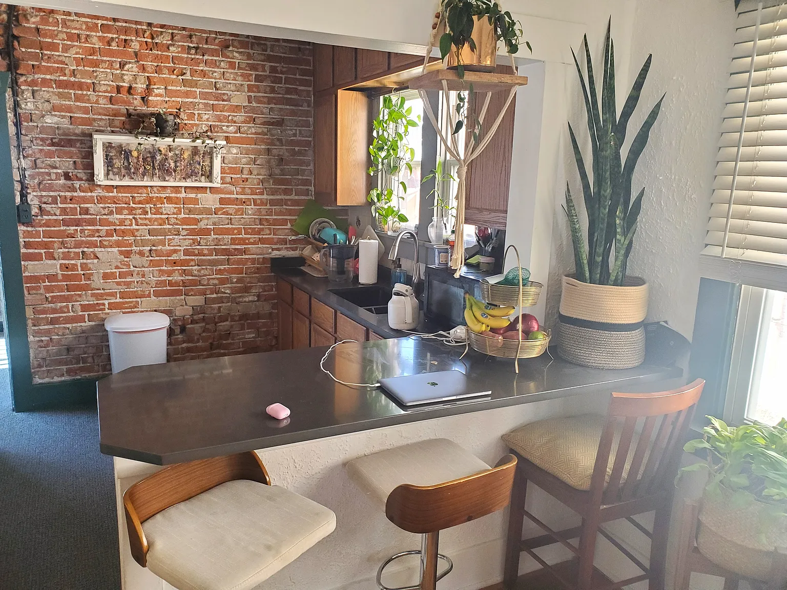 2 bed, 900 sqft, $2,600 — Photo 1