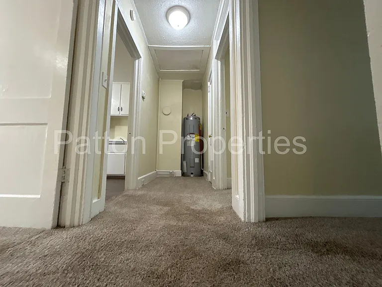 1401 Kinderway & 4300-4302 Wentworth - Inside CoC - R09214-07-01 — Photo 8