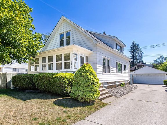 2nd image of 21202 Collingham Ave