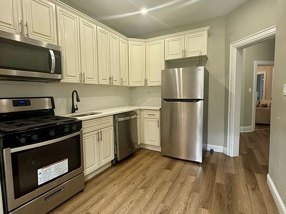 5th image of 39 64th St