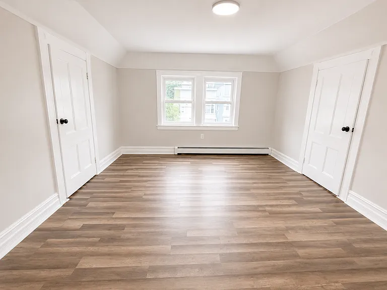 259 S 6th St #3 — Photo 9