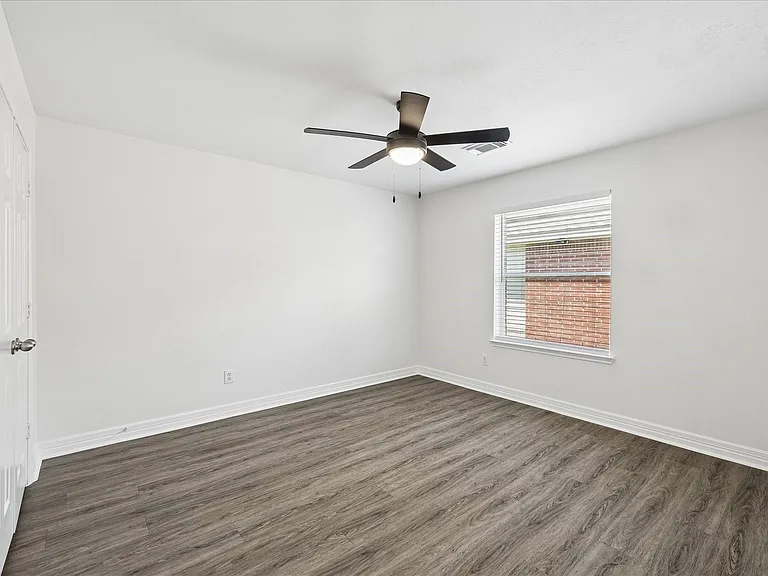 8310 Hardy Elm St — Photo 18
