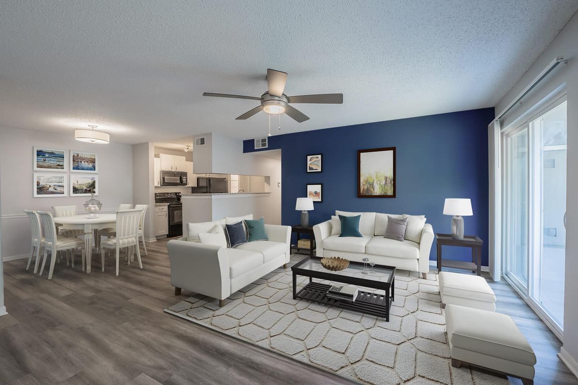 Spacious open floorplans at Arbors of Anderson apartments.