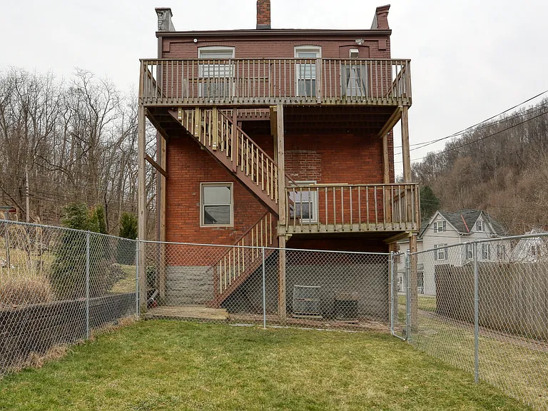 403 Wall Ave #2 — Photo 29