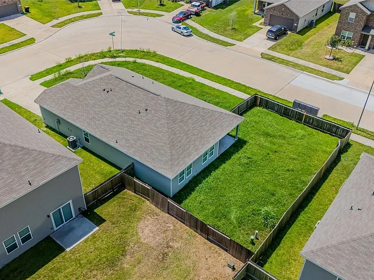 6307 Highland Heights Dr — Photo 8
