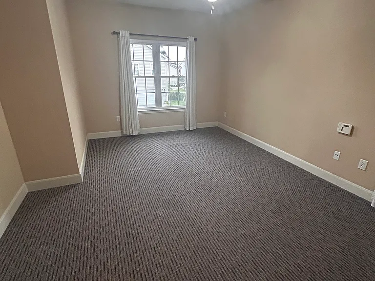 11614 Tomahawk Creek Pkwy #C — Photo 6