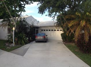 9538 NW 8th Cir, Plantation, FL 33324