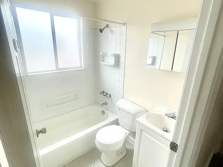 1707 Lincoln Ave #2 — Photo 6
