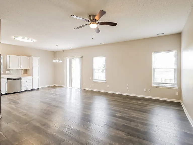 3550 Limelight Ln — Photo 3