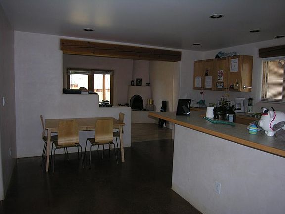 4th image of 530A Lolita St