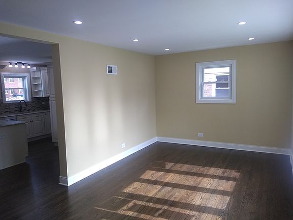 5th image of 2121 Mayfair Ave