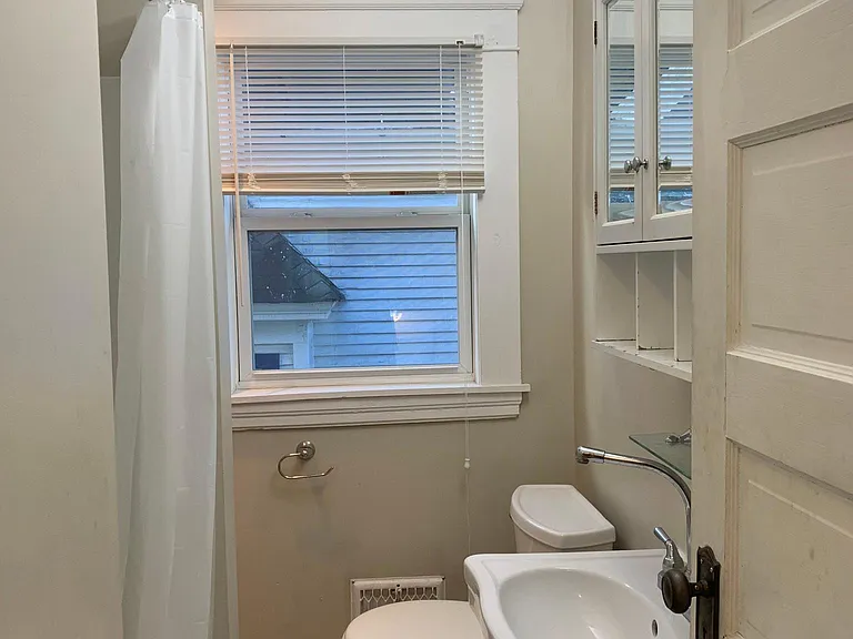 847 Ohio Ave #847 — Photo 9