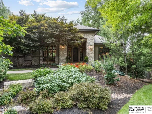 3117 S 174th Cir, Omaha, NE 68130