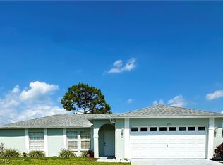 18201 Camellia Rd, Fort Myers, FL 33967