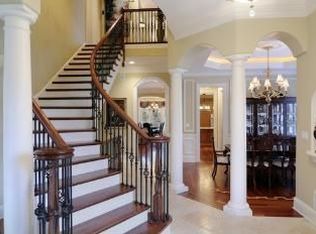 1501 Brandon Rd, Glenview, IL 60025