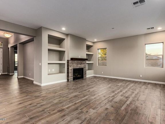 3rd image of 35810 N 17th Ave