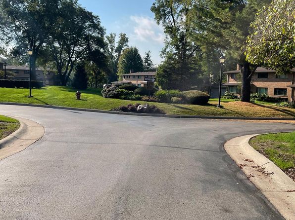 112 E Hickory Grove Rd