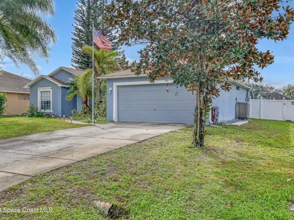 938 Jettie St NE, Palm Bay, FL 32907