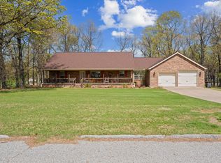 715 Lakewood Dr, Grove, OK 74344