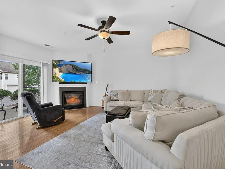 43081 Zander Ter — Photo 31