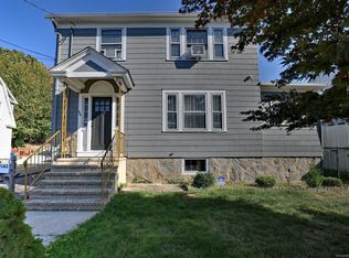 644 Huntington Rd, Bridgeport, CT 06610