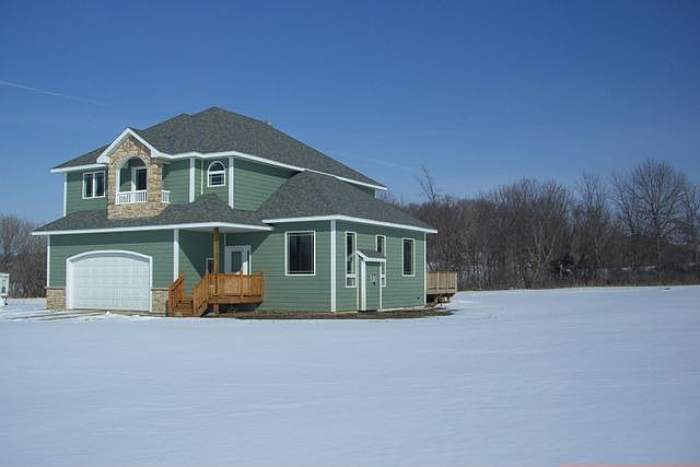 Enjoy the peace and quiet in this cul-de-sac setting
