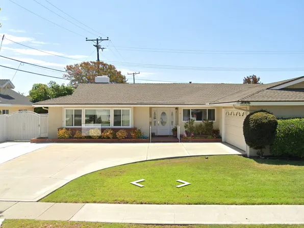 2954 Baker St, Costa Mesa, CA 92626