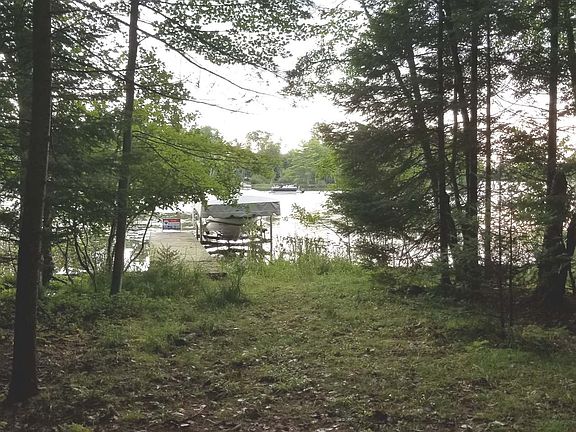 4th image of On Dollar Lake Rd E #E