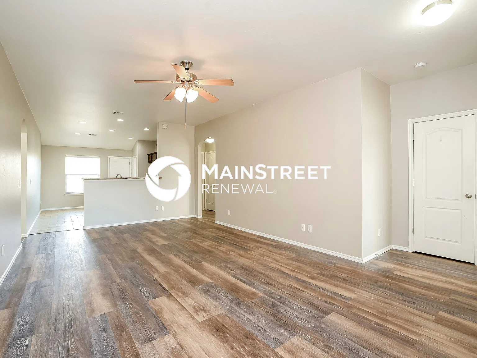 2110 Bradford Ln — Photo 4