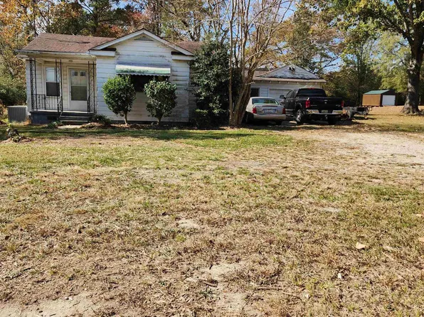 6243 Pocahontas Rd, Bessemer, AL 35022