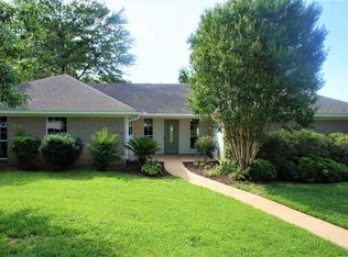 1138 Kensington Ct, Longview, TX 75605