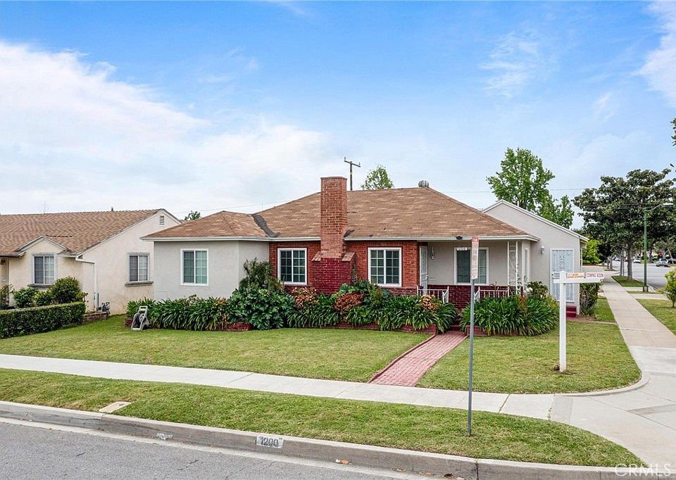 1st image of 1200 Camelia Dr