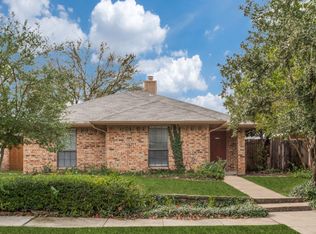 2118 Falcon Ridge Dr, Carrollton, TX 75010