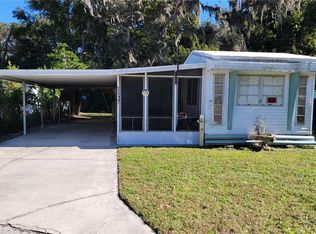 1127 Lakewood Cir E, Lakeland, FL 33801