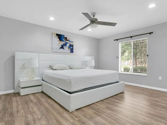 2nd image of 8644 Sandberry Blvd