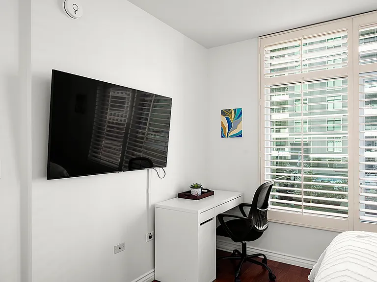 425 W Beech St #907 — Photo 19