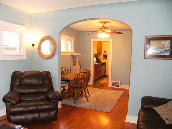 3rd image of 2117 Sunnyside Ave