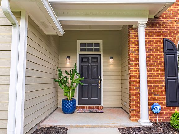 4th image of 4359 Kenilworth Cir