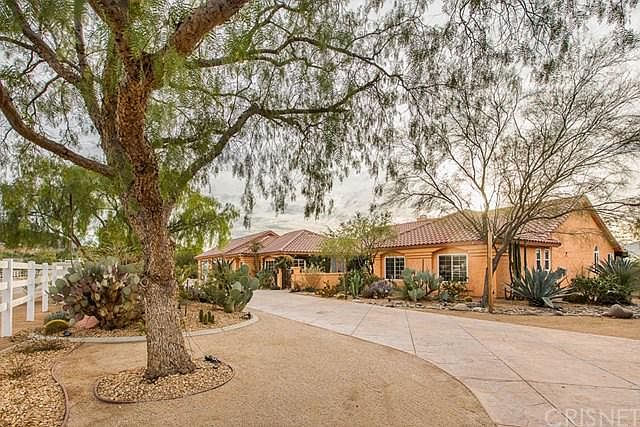 1st image of 34837 Sweetwater Dr