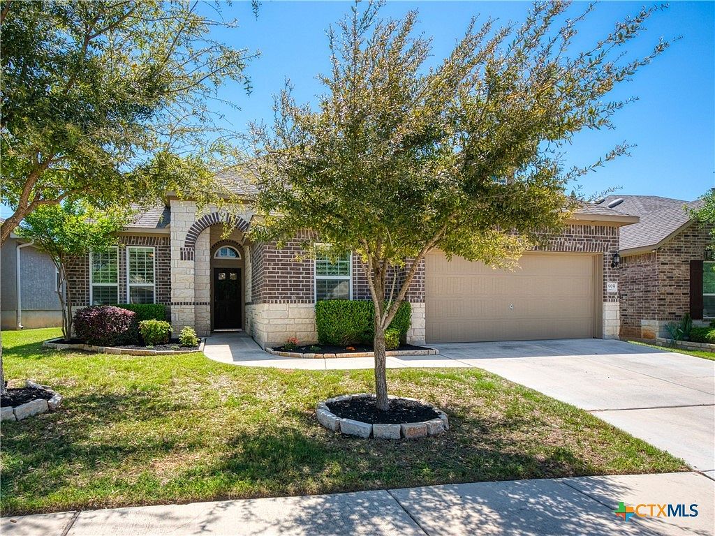 919 Hi Path Way, New Braunfels, TX 78130 | MLS #575421 | Zillow 919 Hi Path Way, New Braunfels, TX 78130 | MLS #575421 | Zillow