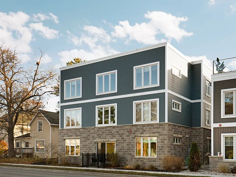 922 E Front St #201 — Photo 54