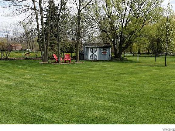3rd image of 21 Pellamwood Ct
